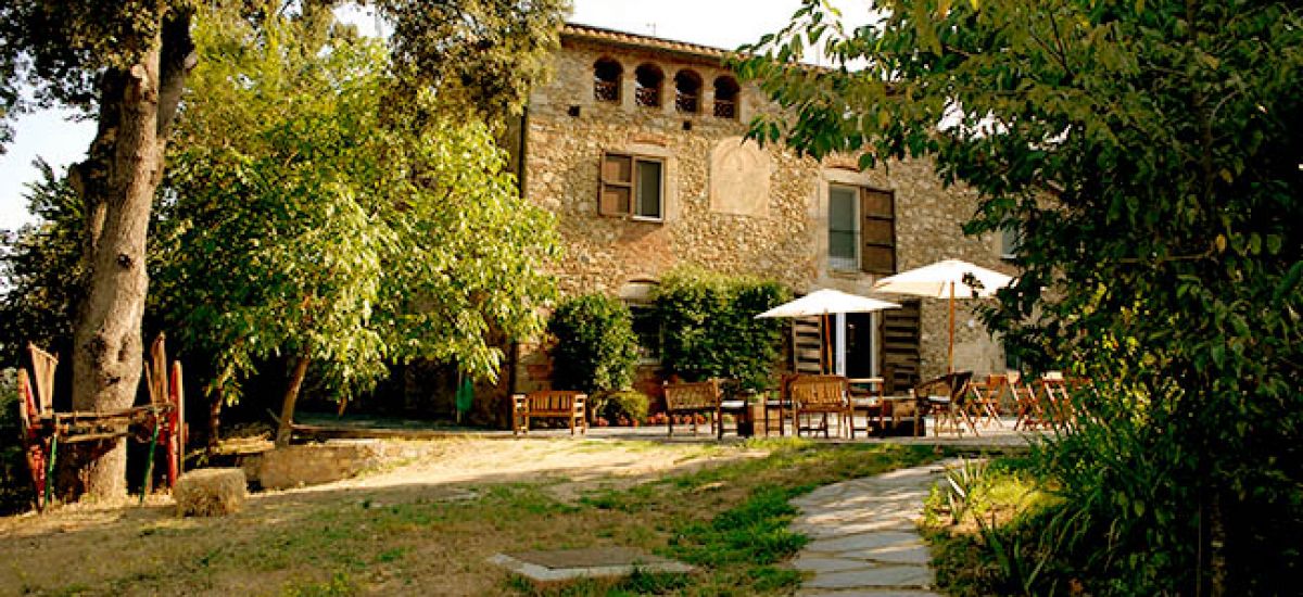 Rural Houses Apartments Complete rental Near Barcelona