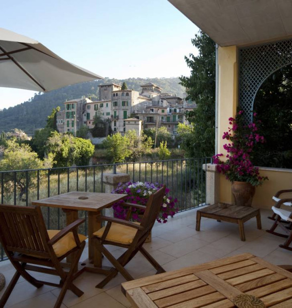 Hoteles en Valldemossa con encanto romántico rural piscina