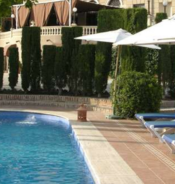 Hotels in Motril Casa de los Bates pool