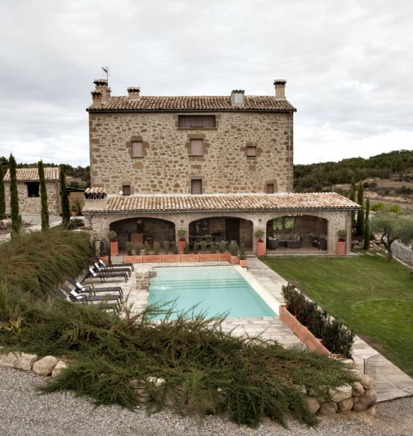 Casa rural de alquiler completo “L’Avellana” en Lleida.
