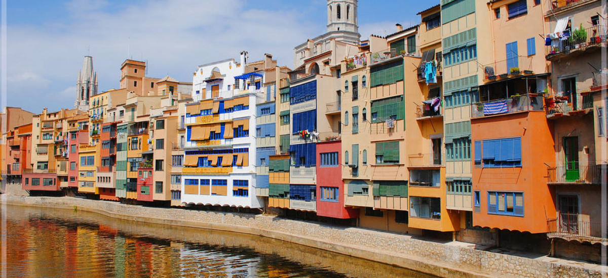 Hoteles Casas y Turismos Rurales en Girona con encanto romantico