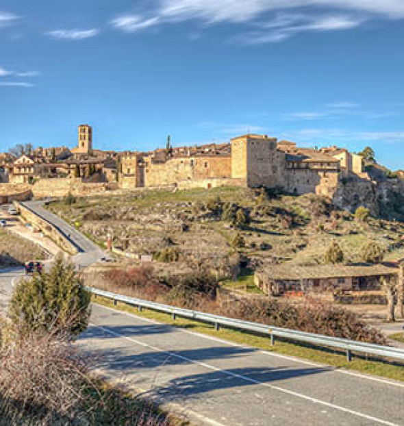 <strong>Hoteles y Casas Rurales en Pedraza con encantos</strong>