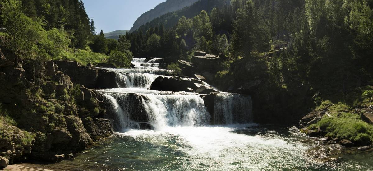 Experiencia "Descubre los Pirineos: Senderismo y Trekking"