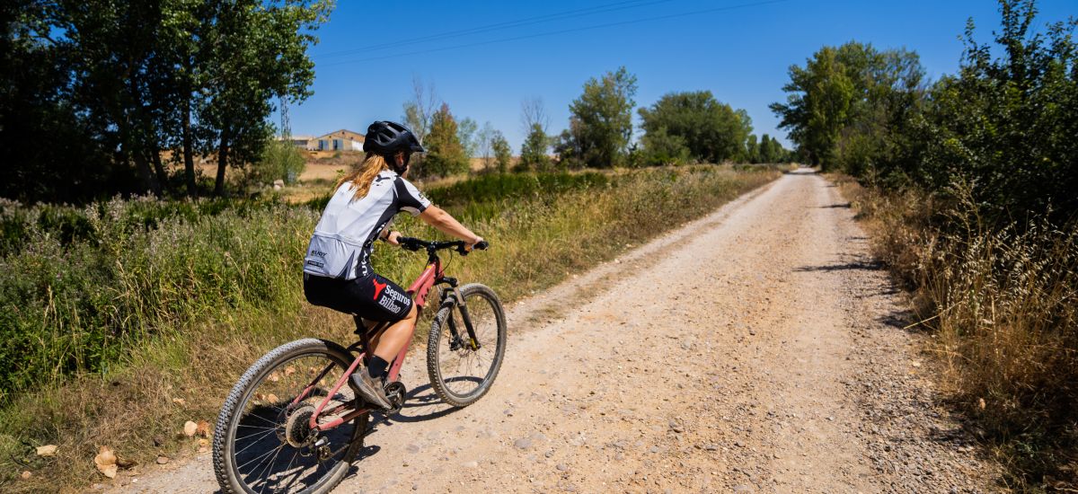 Descobrir Frómista de bicicleta: percursos com paisagens e encantos