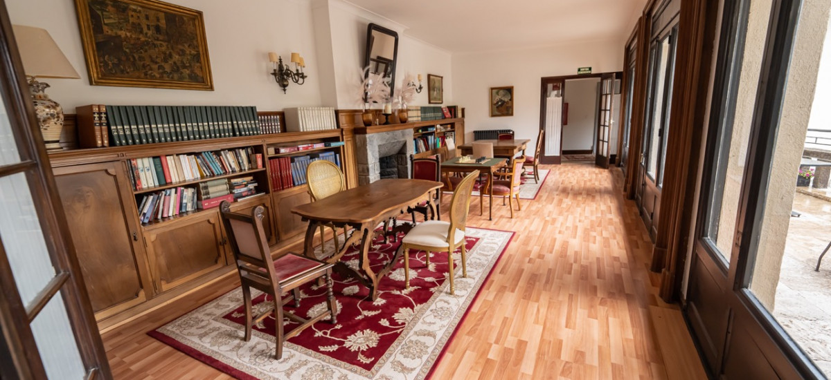 Angelats Hotel