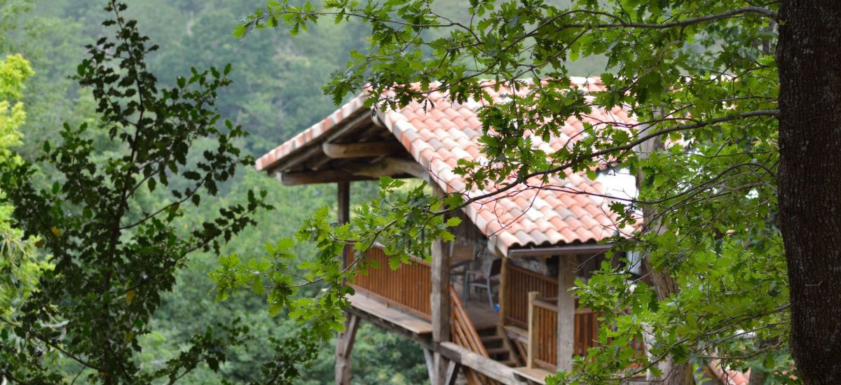 Arantza Apartamentuak. 3 llaves