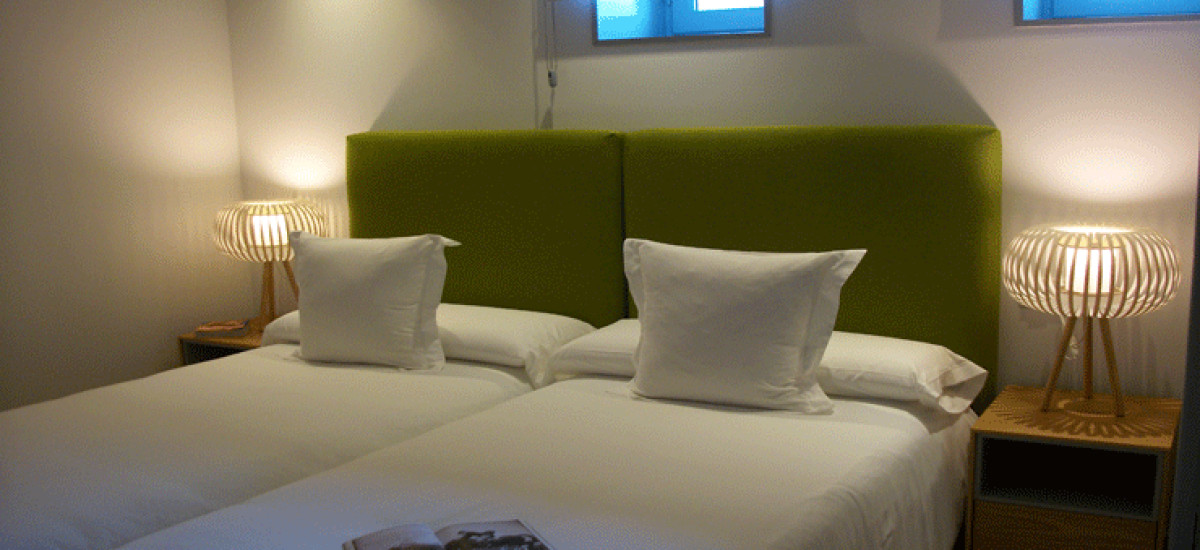 Charming apartment Casona de la Paca Hotel bedroom Asturias