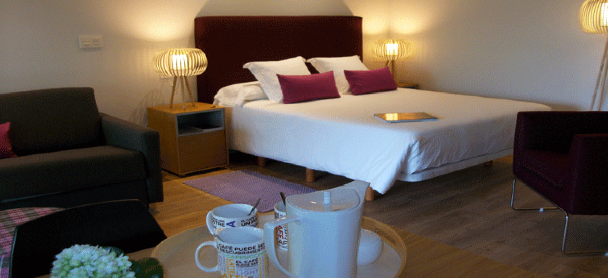 Charming apartment Casona de la Paca Hotel bedroom Asturias