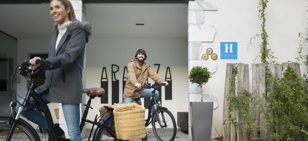 Arantza Apartamentuak. 3 llaves
