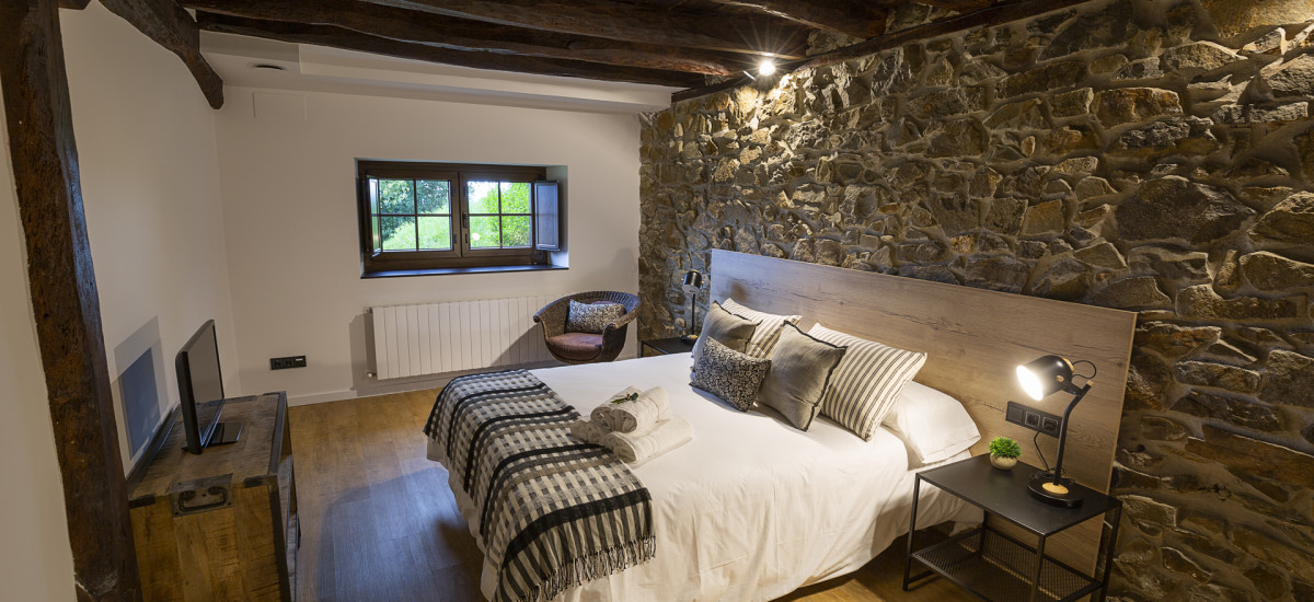 Arbela Apartamentuak Aia Euskadi Habitación cama