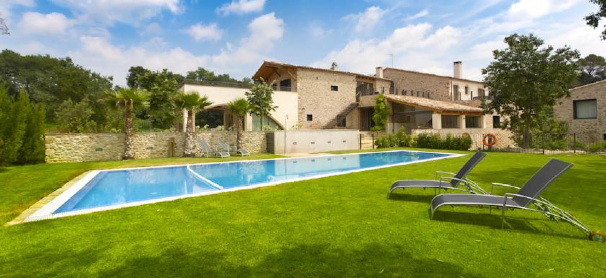 Rusticae charming Hotel Can Clotas Girona Gerona swimming pool
