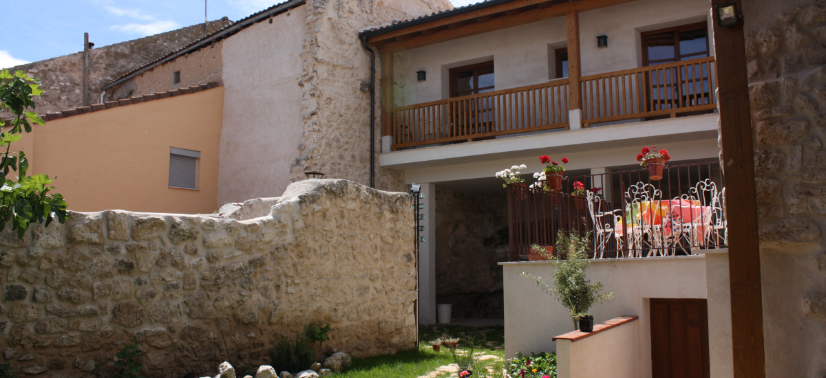 Rusticae Segovia Hotel Casa de Laura romantic garden