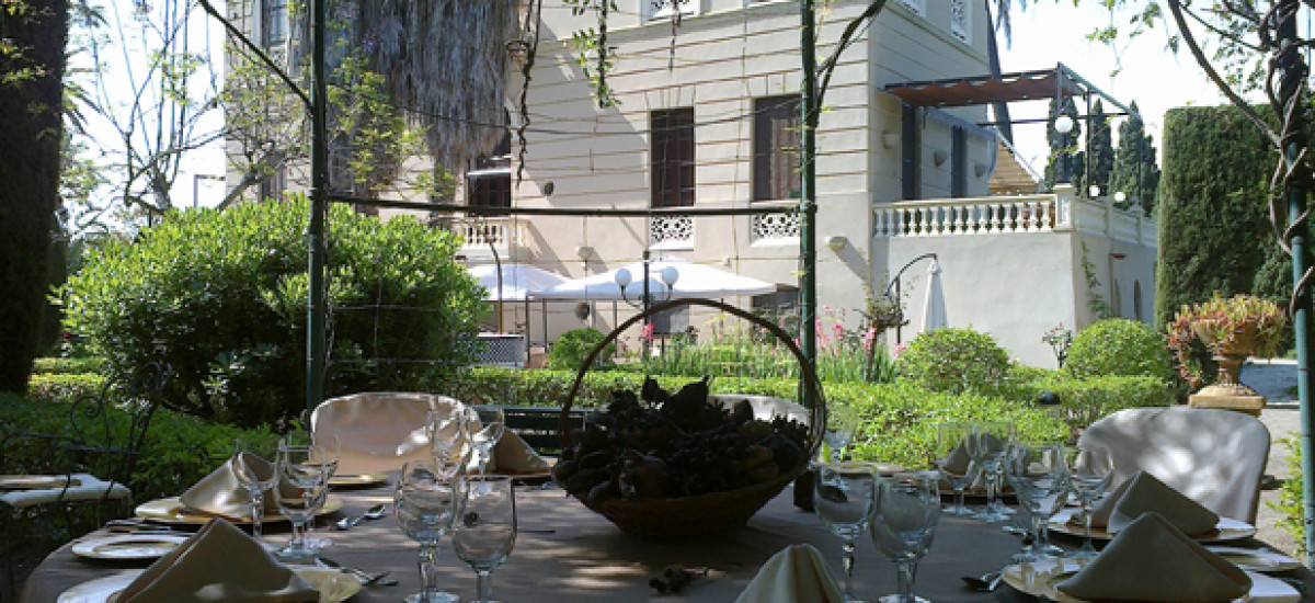 Rusticae charming Hotel Granada terrace