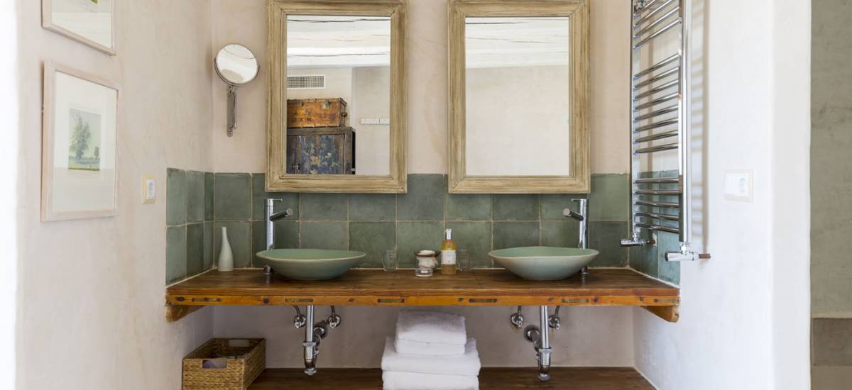  Rusticae Cádiz  charming hotel bathroom
