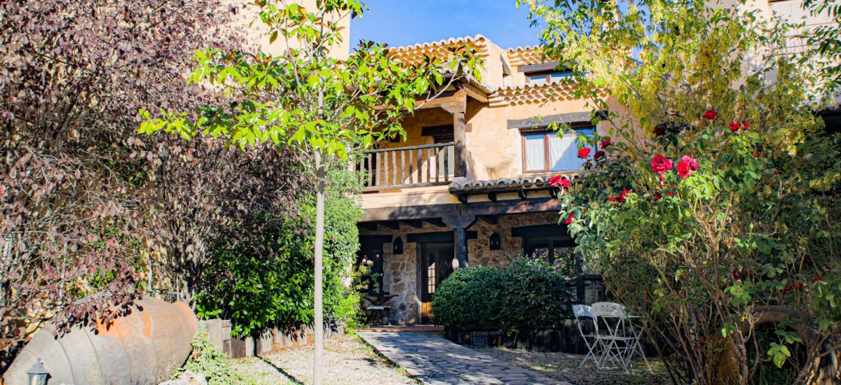 Casa Rural Casa Lavanda en El Olivar Guadalajara jardin
