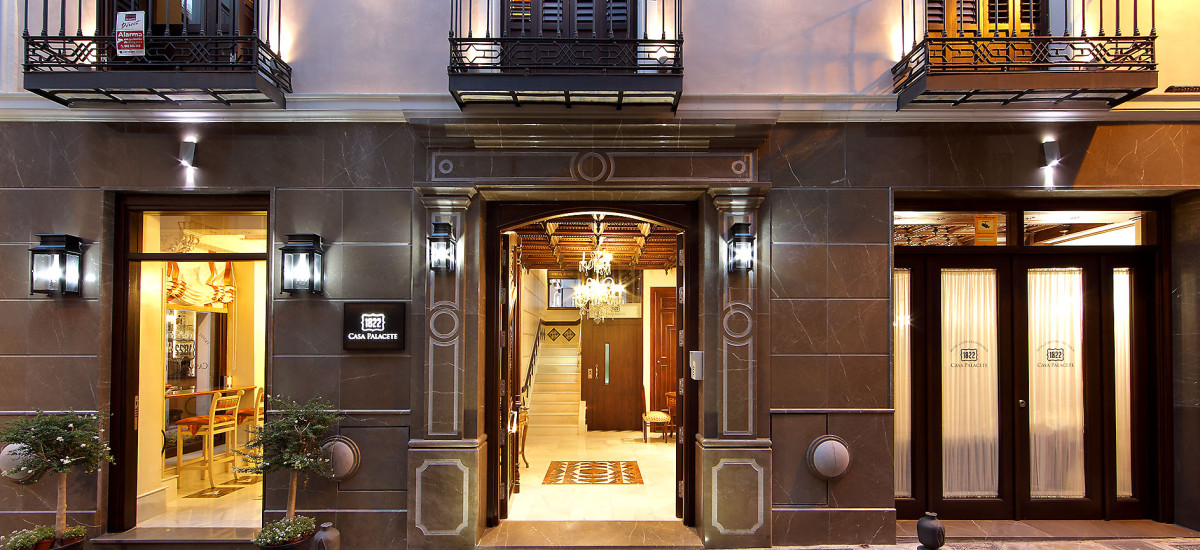 Rusticae Hotel Granada con encanto Entrada