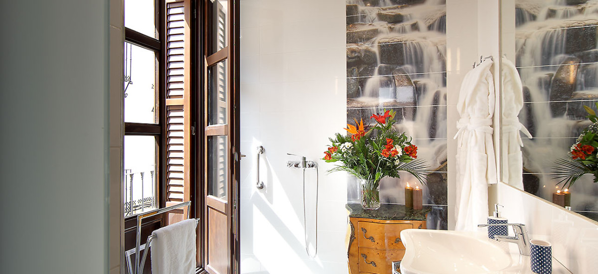 Rusticae Hotel Granada con encanto Aseo