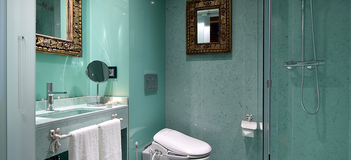 Rusticae charming Hotel Casa Palacete 1822 Granada bathroom