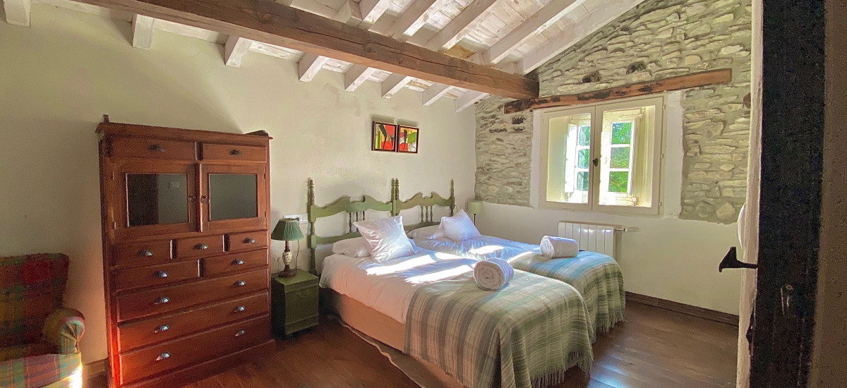 Casa Rural de Alquiler Completo Baserri Ulle Gorri