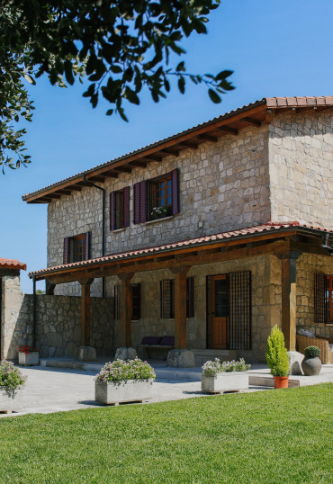 Villa Encidna Casa Rural de Alquiler completo Burgos Jardin
