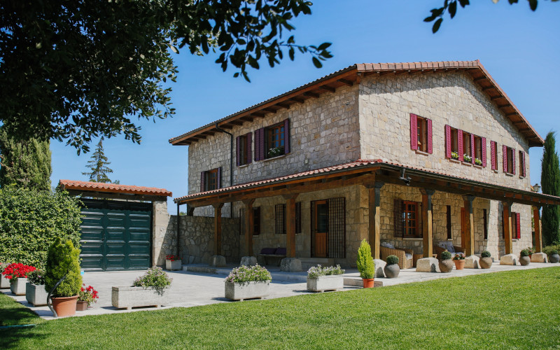 Villa Encidna Casa Rural de Alquiler completo Burgos Jardin