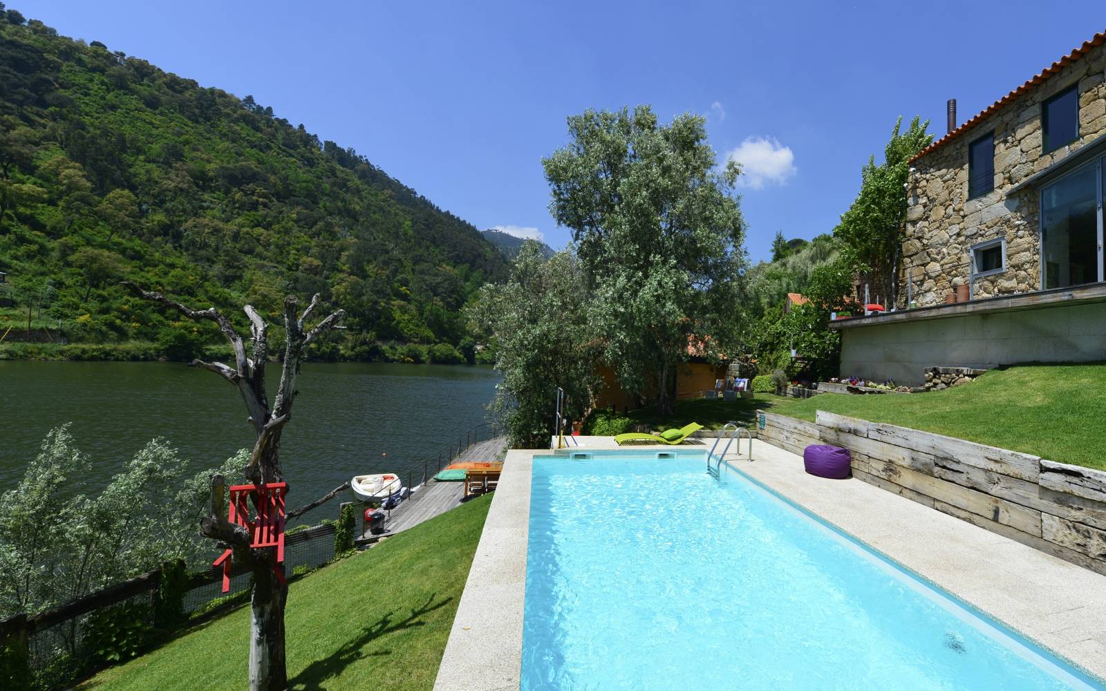 Rusticae Portugal Casas de Pousadouro charming swimming pool