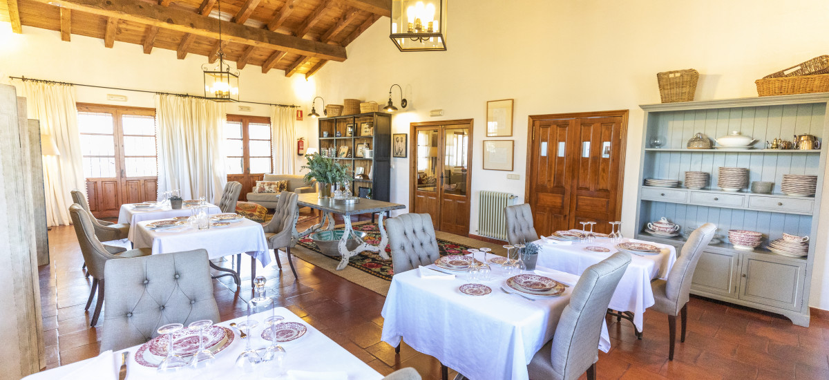Casón de la Pinilla, Alquiler Completo 