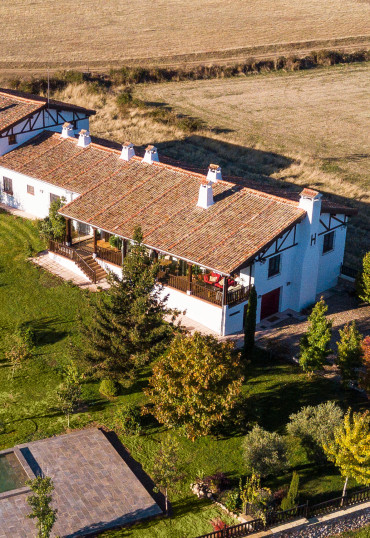 Casón de la Pinilla, Alquiler Completo