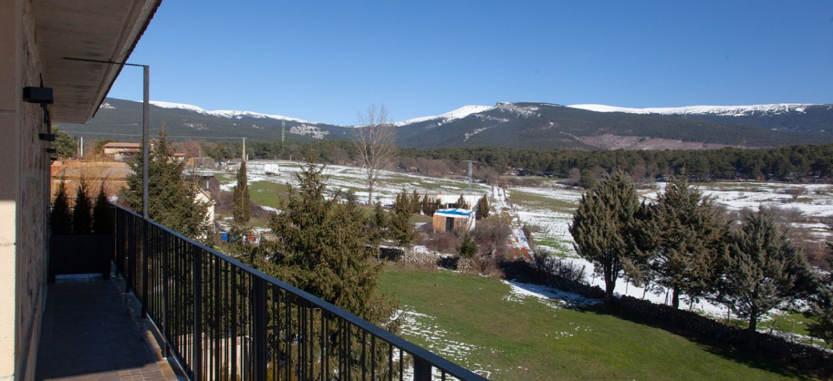 Duruelo Mountain Suites