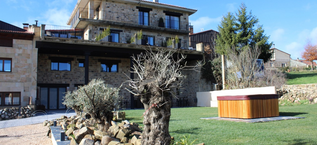 Duruelo Mountain Suites