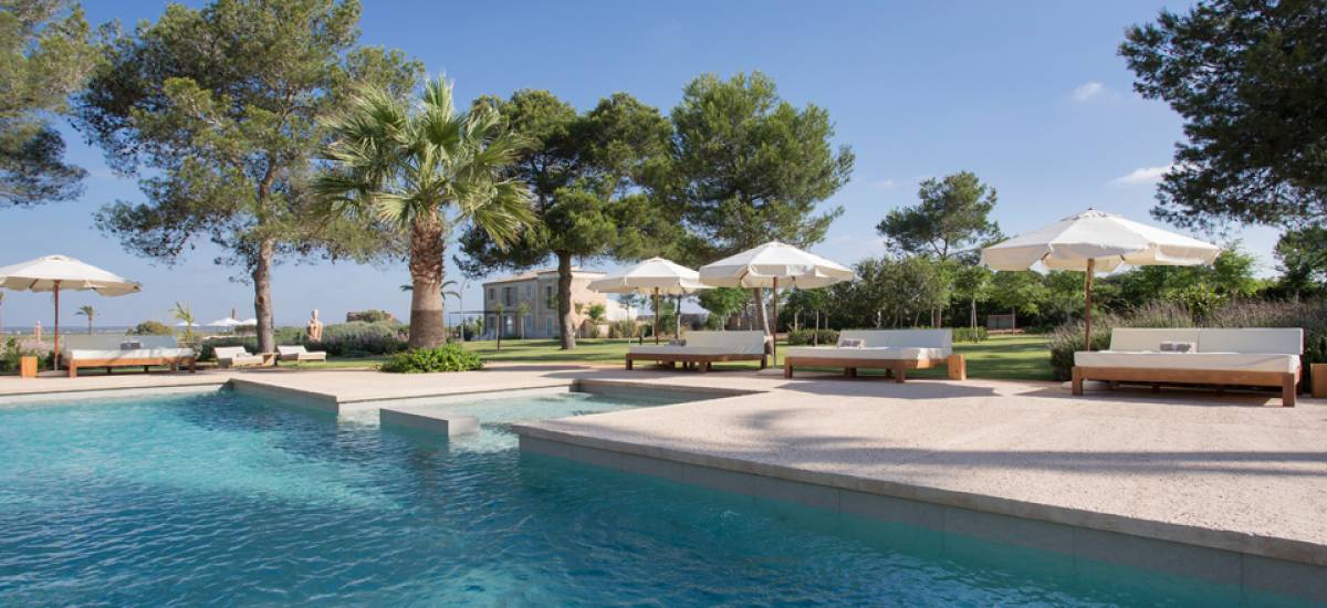 Rusticae Mallorca charming Hotel Fontsanta swimming pool