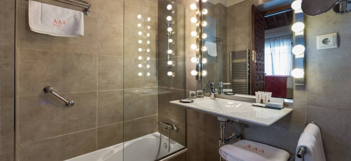 Rusticae Granada Hotel con encanto Aseo