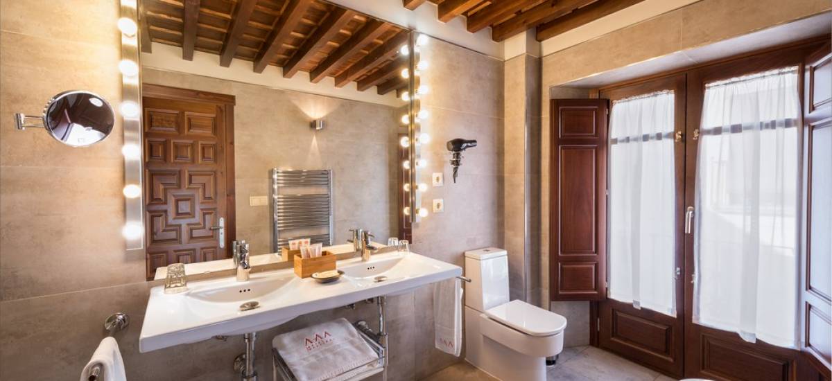 Rusticae Granada Hotel con encanto Aseo