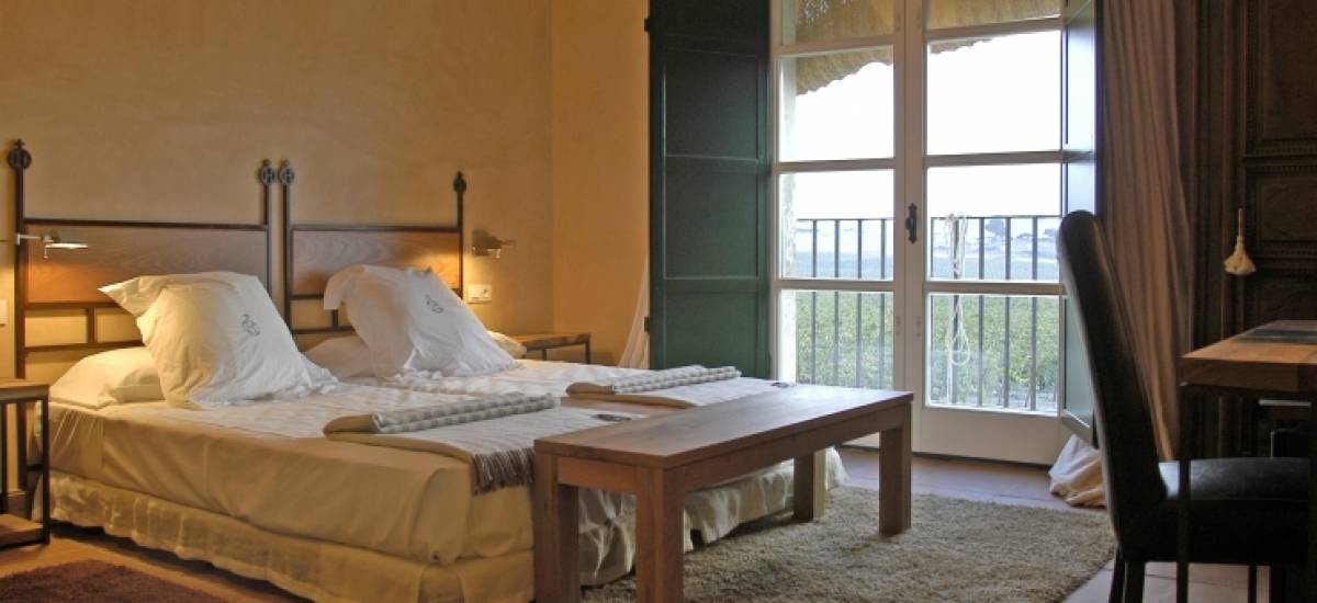 Rusticae Zamora luxury Hacienda Zorita Reserve bedroom