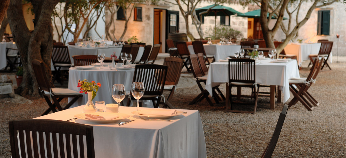 Rusticae Menorca charming Hotel Alcaufar Vell terrace