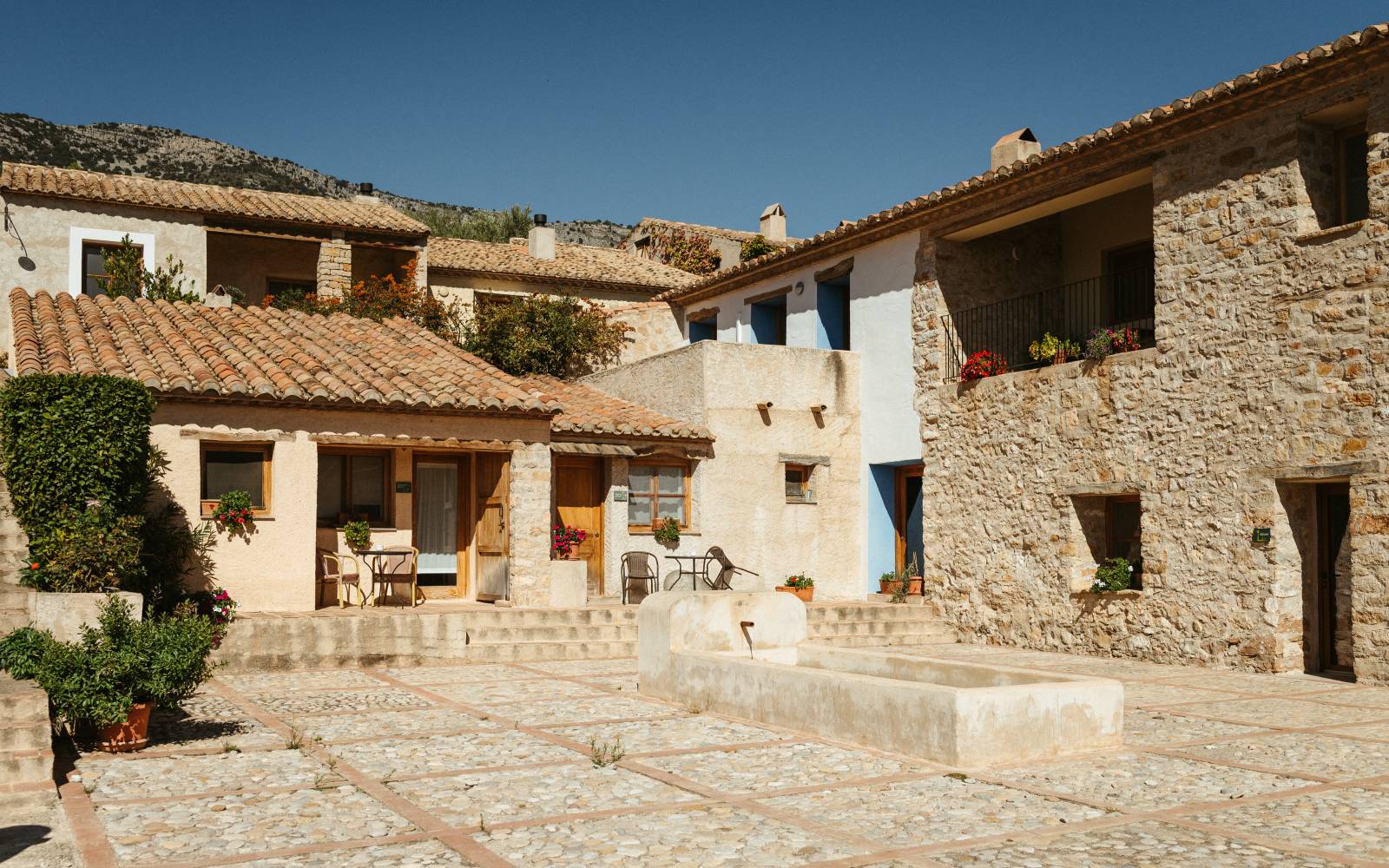 Hotel Aldea Roqueta