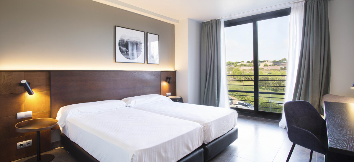 Hotel Barcelona Golf Resort 4*Sup & Spa