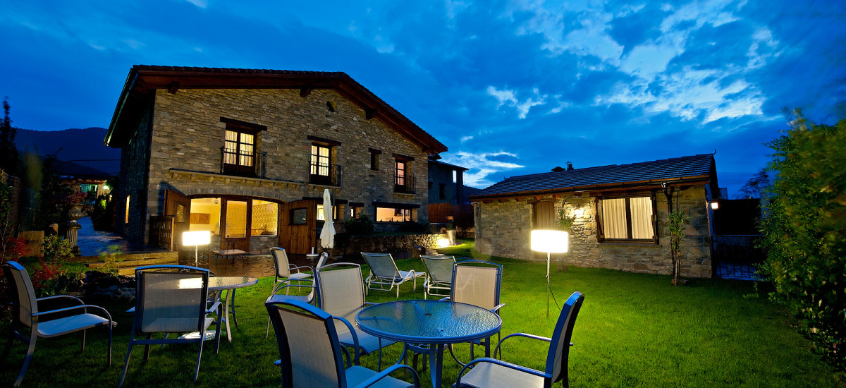 Rusticae Huesca Hotel con encanto Exterior