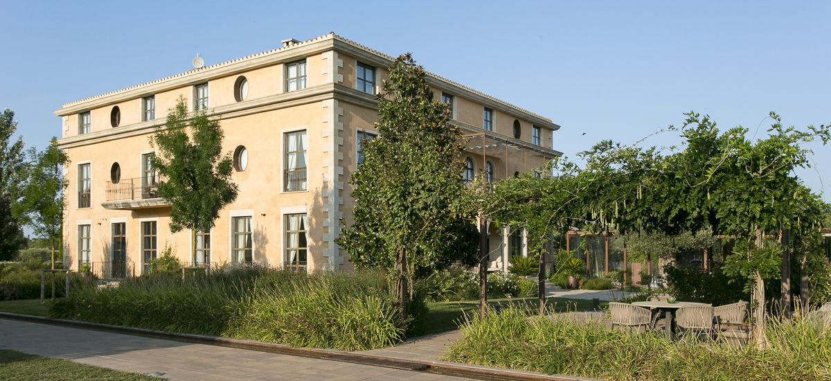 Casa AnaMaria Hotel & Villas