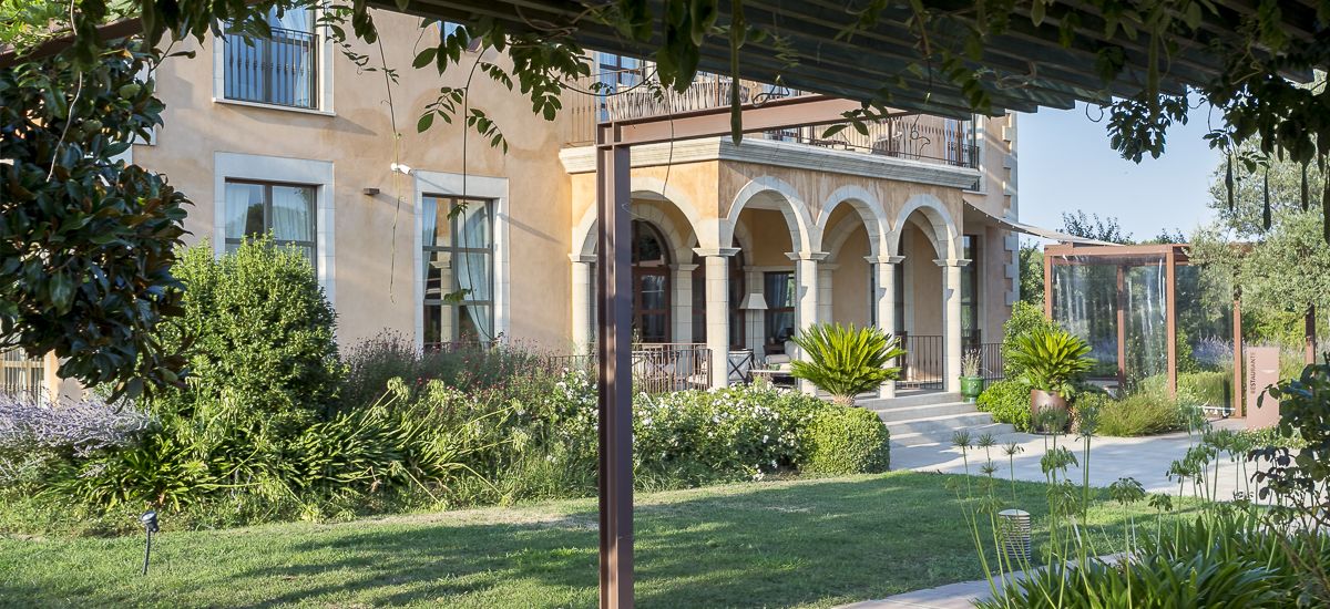Casa AnaMaria Hotel & Villas