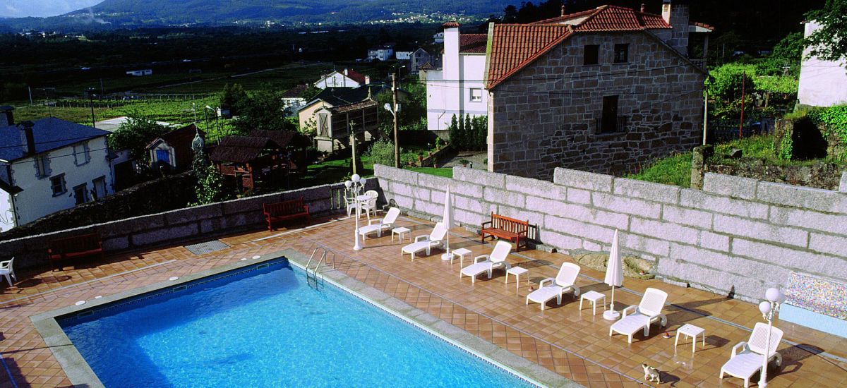 Rusticae A coruña charming Hotel  Casa Antiga do Monte swimming 