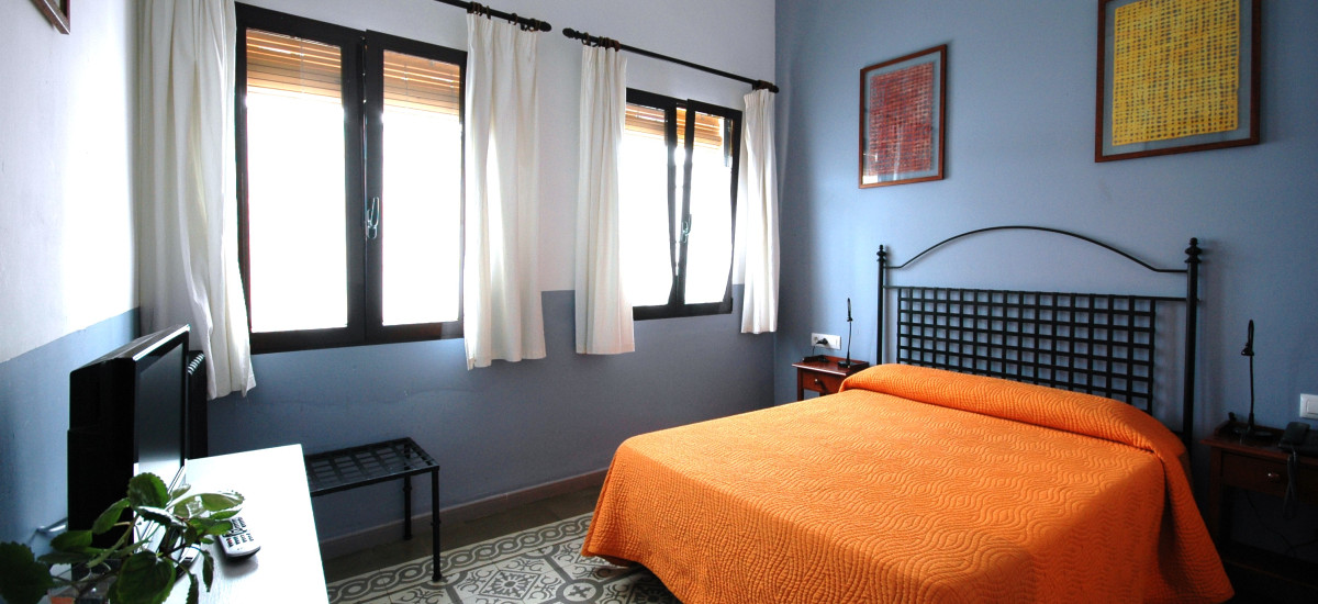 Rusticae charming Hotel Casa de los Azulejos Córdoba bedroom