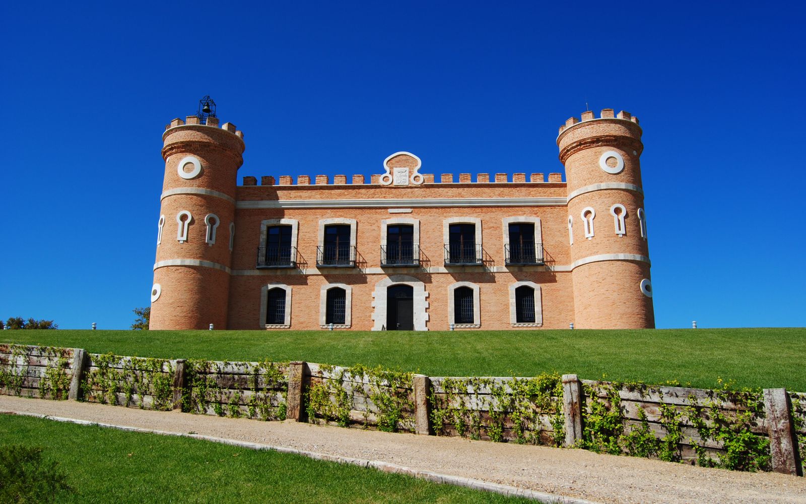 Hotel Castillo Monte la Reina