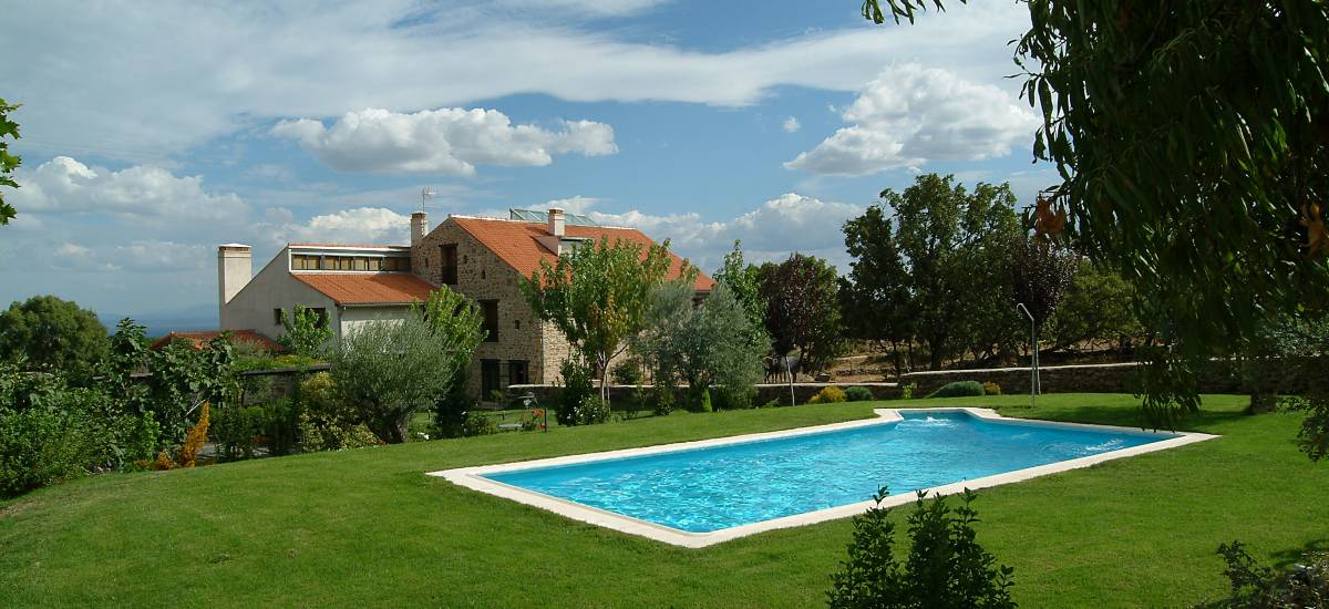 Rusticae Cáceres Hotel con encanto Piscina