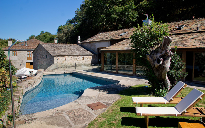Fervenza Casa Grande Hotel en Lugo Jardin piscina