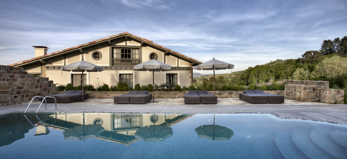 Hotel Iturregi Video Rusticae