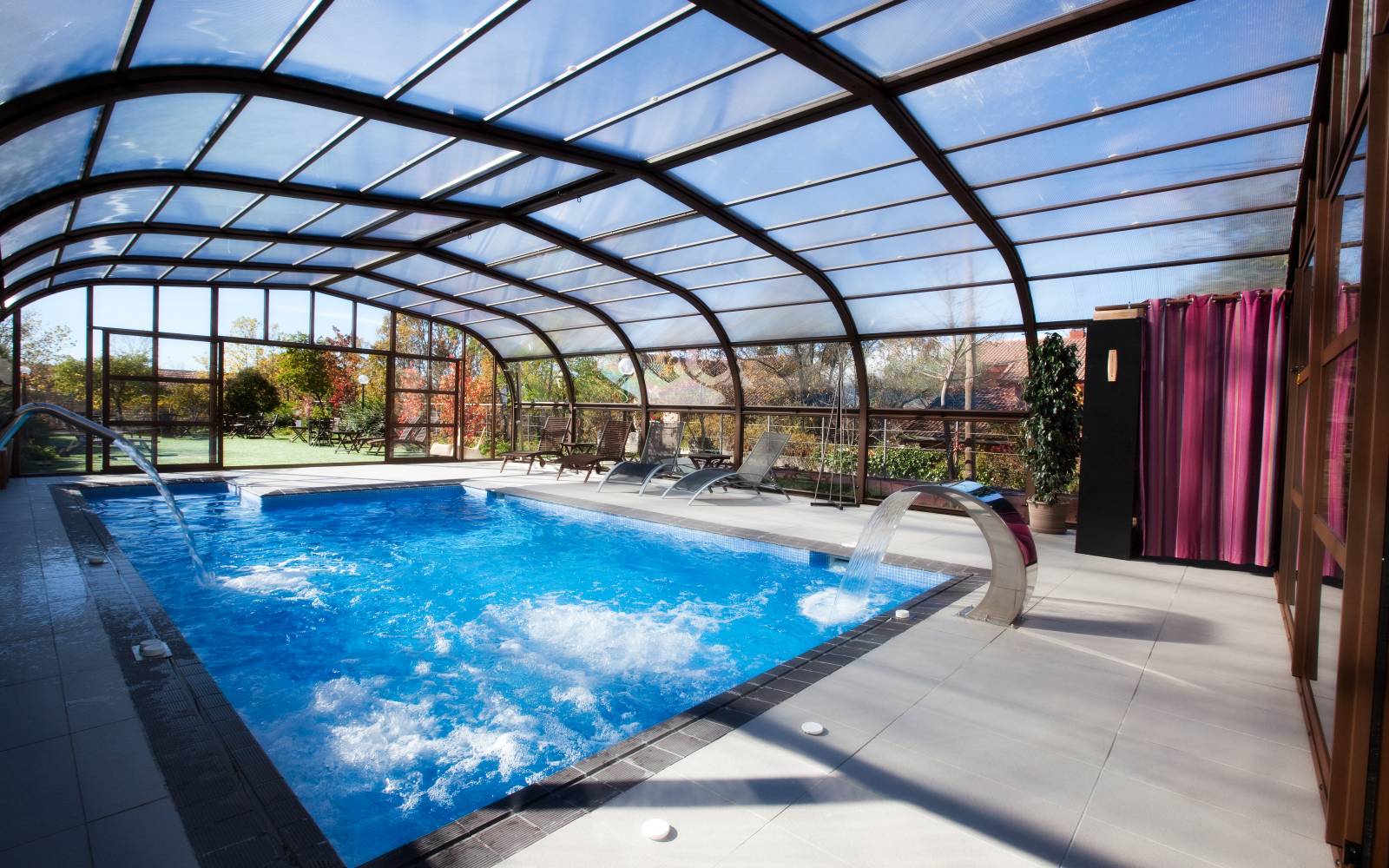 <strong>Hotel Luces del Poniente</strong> piscina