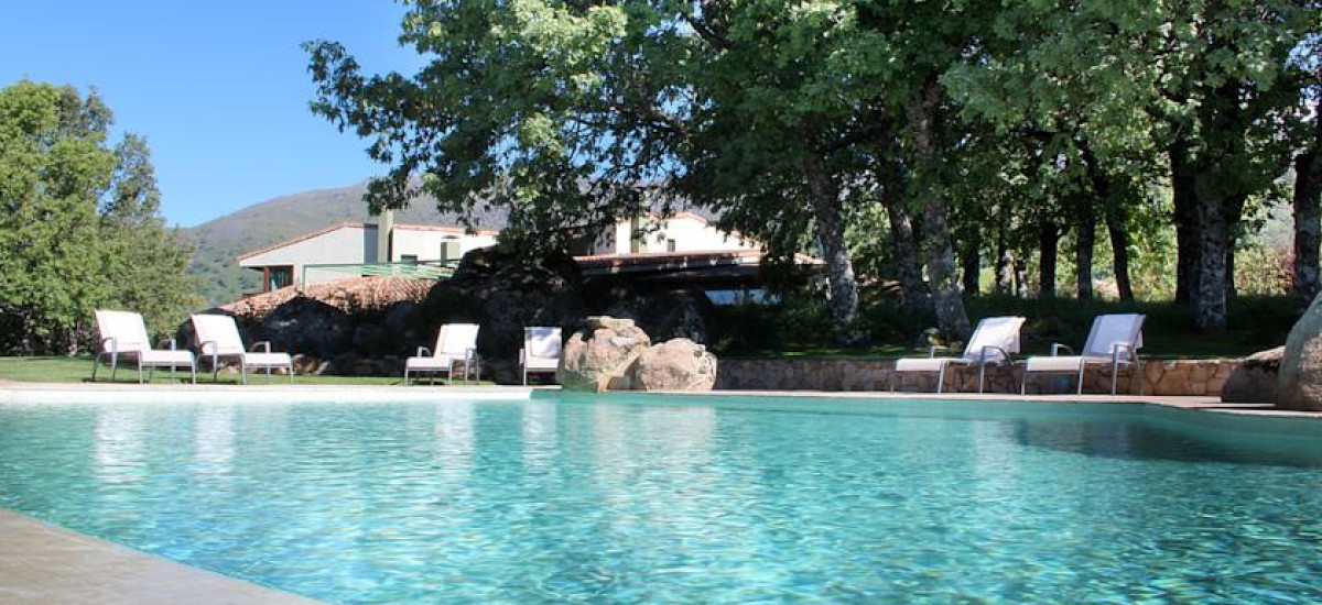 Rusticae Ávila Hotel charming swimming pool