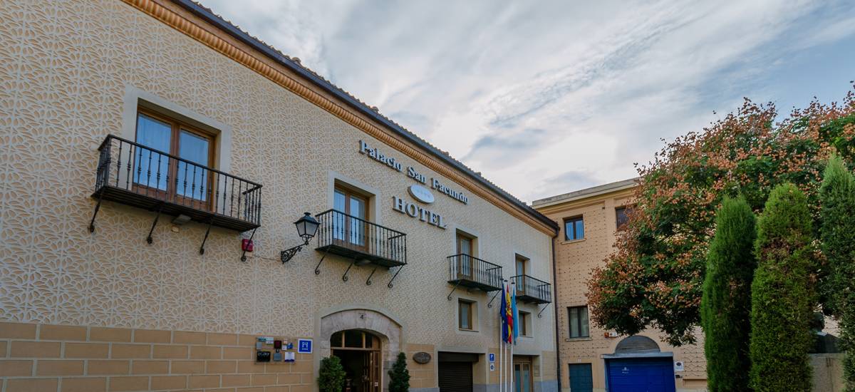 Rusticae Segovia Hotel Palacio S Facundo gastronómico Entrada