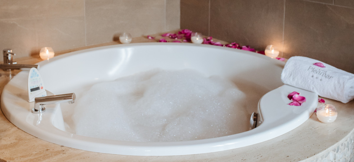 Hotel Pleamar in Asturias jacuzzi